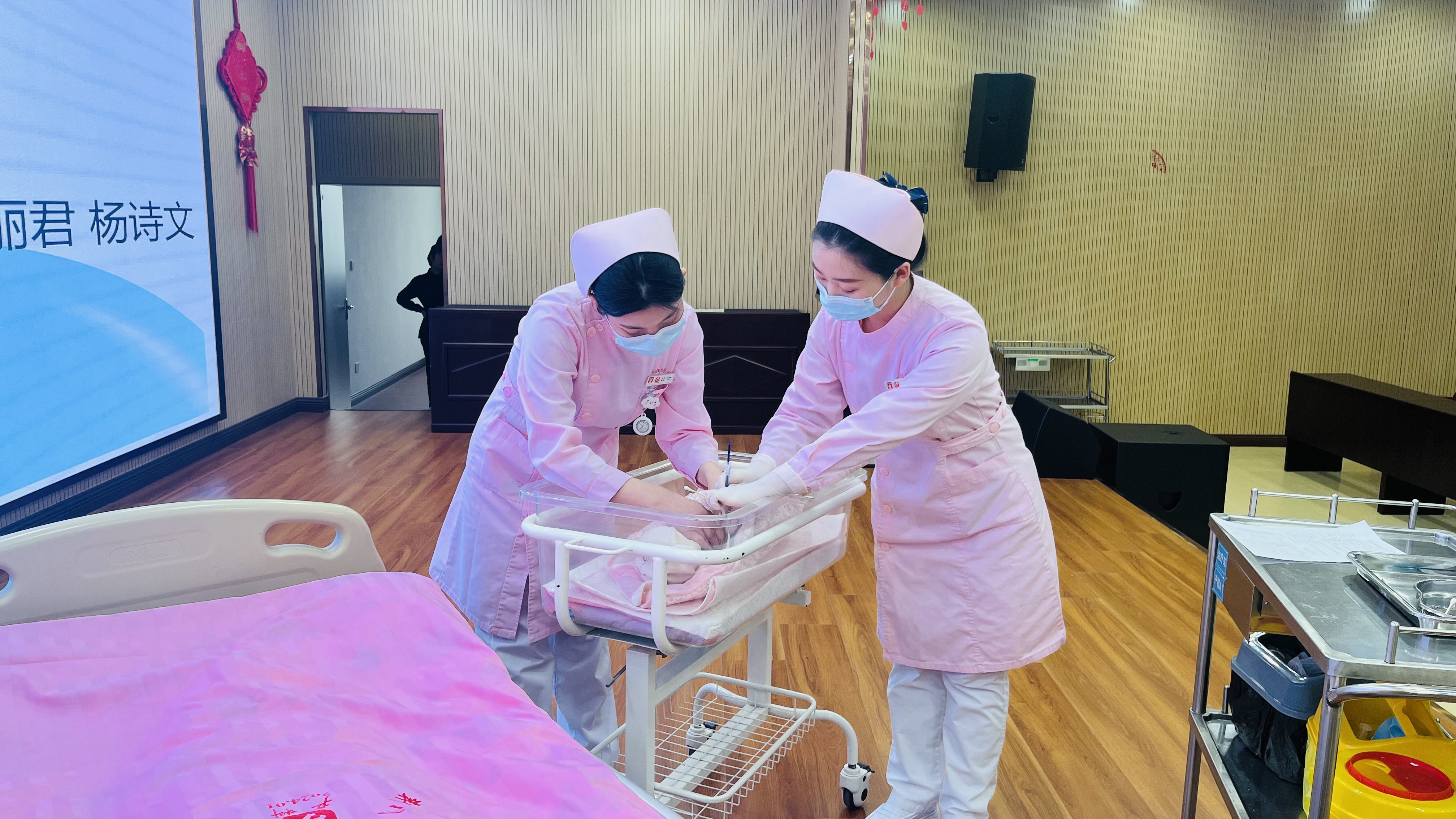 “静”益求精 “脉”向安全 ——市妇幼保健院举办2024年护理操作技能竞赛
